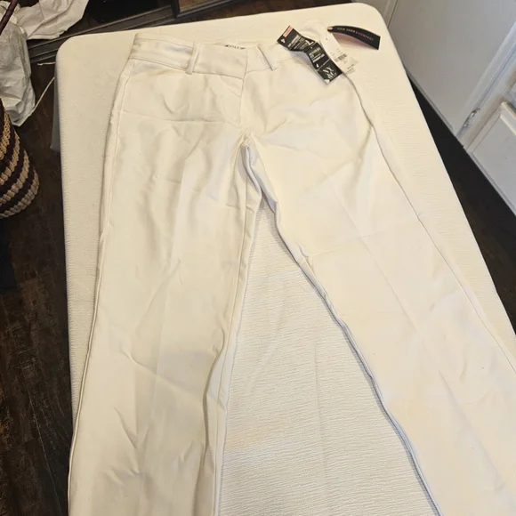 New York & Company Various Boot Cut Pants And Top - Picture 2 of 16